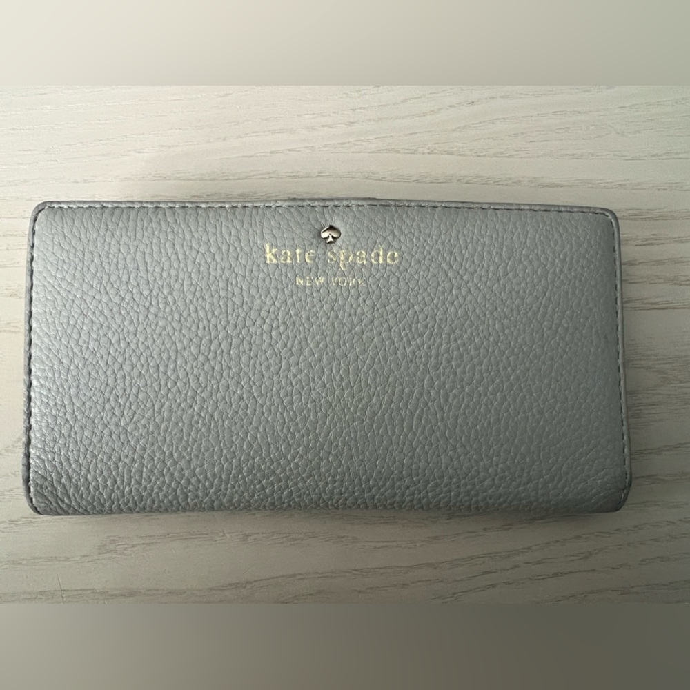 Kate Spade Large, Slim Bifold Wallet with Snap Closure - Gray